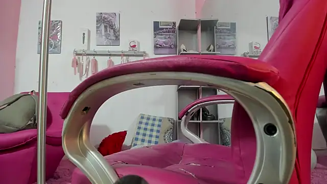 CAMILA--REY online show from 10/01/25, 12:00