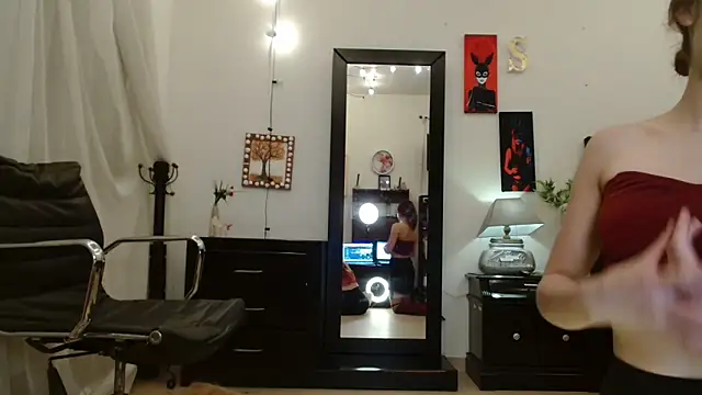 Snapshot of 3littleschoolteens chatting on 03/16/25, 07:48 3littleschoolteens online show from 03/16/25, 07:48