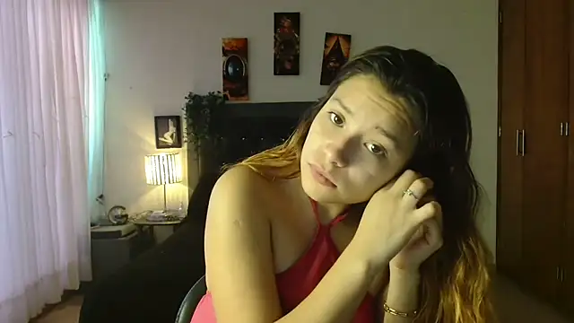 Snapshot of 3littleschoolteens chatting on 10/23/25, 06:50 3littleschoolteens online show from 10/23/25, 06:50