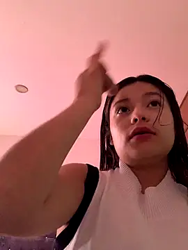 Snapshot of 3littleschoolteens chatting on 11/07/25, 08:09 3littleschoolteens online show from 11/07/25, 08:09