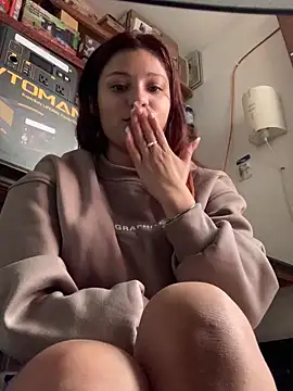 3littleschoolteens online show from 02/06/26, 07:06