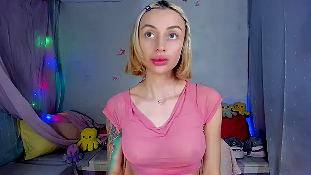 LickLizzy online show from 11/10/25, 10:14