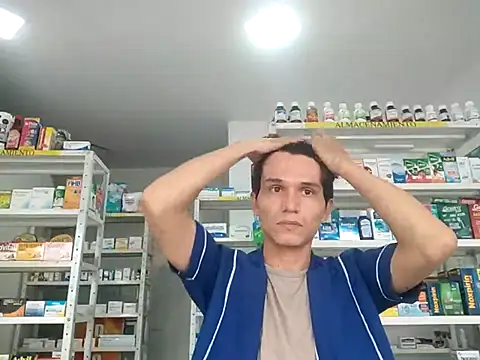 Snapshot of PrivCamZone chatting on 10/10/25, 08:52 PrivCamZone online show from 10/10/25, 08:52