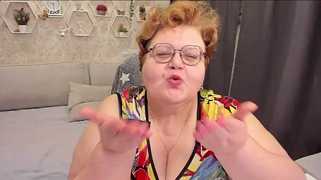 Snapshot of _big_love_ chatting on 03/22/25, 11:31  big love  online show from 03/22/25, 11:31