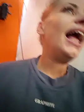 Keli Jessi online show from 10/01/25, 01:06