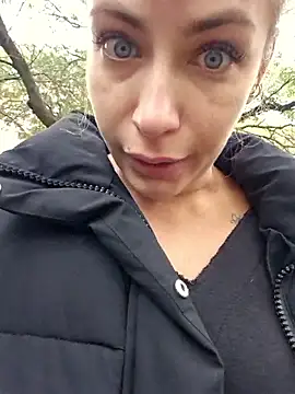 Keli Jessi online show from 10/06/25, 01:08