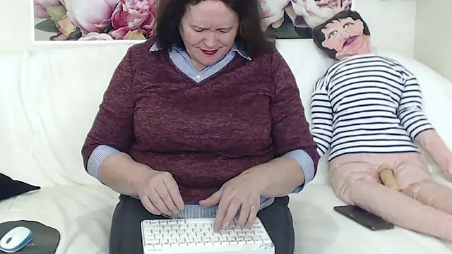 FlaviaSquirts online show from 02/25/25, 11:41