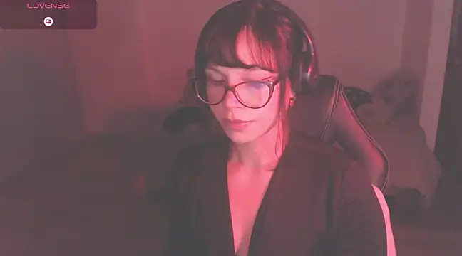 Snapshot of modjo_ chatting on 03/22/25, 04:03 modjo  online show from 03/22/25, 04:03