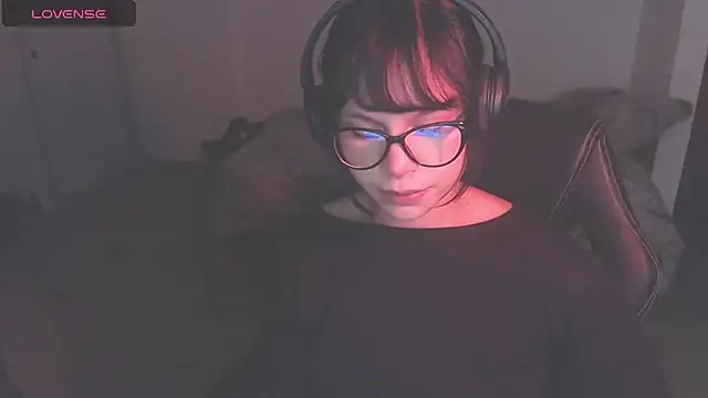 Snapshot of modjo_ chatting on 11/10/25, 04:22 modjo online show from 11/10/25, 04:22