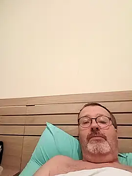 mike9473 online show from 11/11/25, 08:53