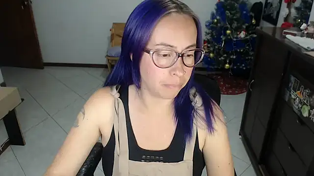 charlottezoe15 online show from 11/16/25, 11:32