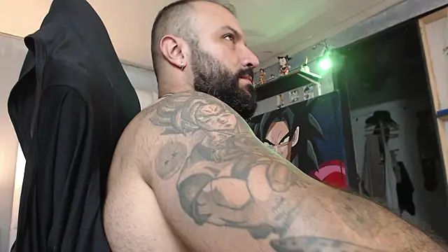 Snapshot of bardock_1 chatting on 11/20/25, 07:57 bardock 1 online show from 11/20/25, 07:57