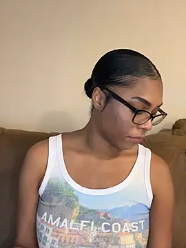 CandyLuxxxx online show from 12/12/24, 05:37