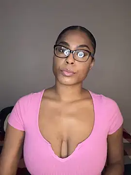 CandyLuxxxx online show from 12/20/24, 11:37