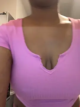 CandyLuxxxx online show from 12/28/24, 12:36