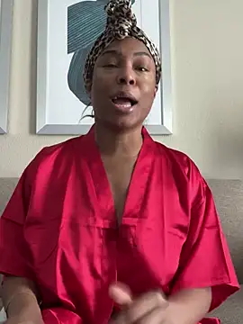 CandyLuxxxx online show from 01/24/25, 09:26