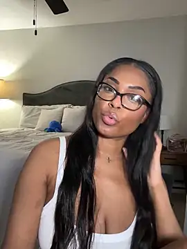 CandyLuxxxx online show from 01/31/25, 11:24