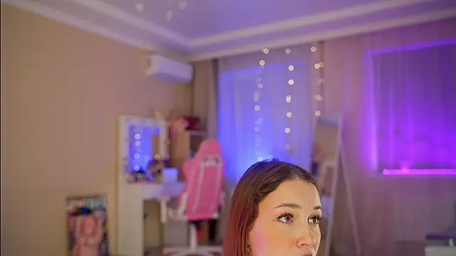 RosyEmily online show from 11/13/25, 12:26