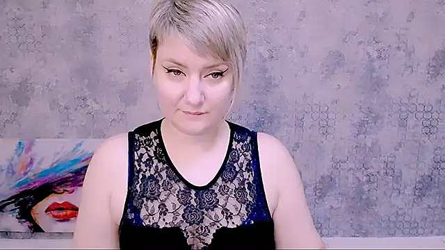 Snapshot of Djullia chatting on 02/01/25, 09:11 Djullia online show from 02/01/25, 09:11