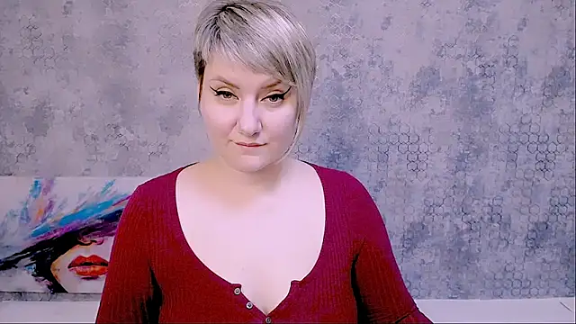 Snapshot of Djullia chatting on 02/20/25, 12:15 Djullia online show from 02/20/25, 12:15