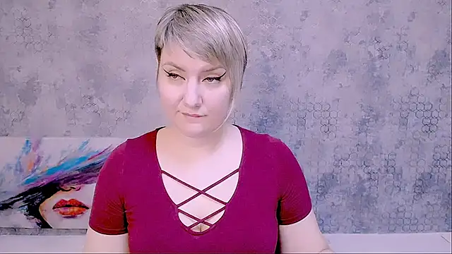 Snapshot of Djullia chatting on 03/01/25, 12:23 Djullia online show from 03/01/25, 12:23