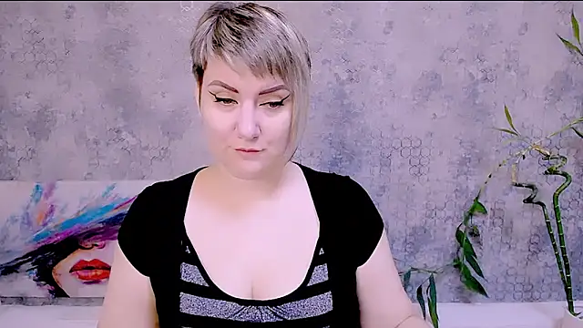 Djullia online show from 10/26/25, 06:08