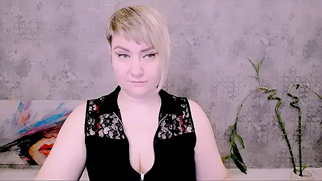 Djullia online show from 03/12/26, 06:52