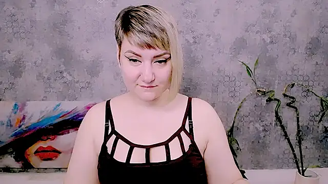 Djullia online show from 05/17/26, 05:05
