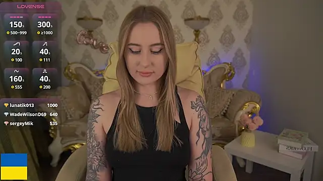 Snapshot of ArolinaNight chatting on 02/20/25, 10:27 ArolinaNight online show from 02/20/25, 10:27