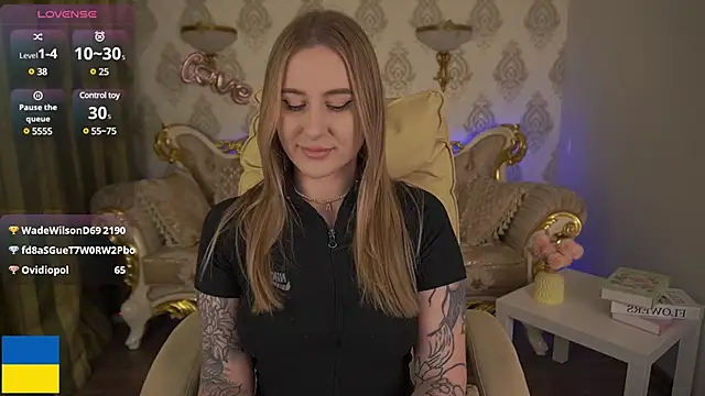 Snapshot of ArolinaNight chatting on 02/22/25, 03:34 ArolinaNight online show from 02/22/25, 03:34