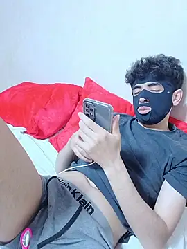 arabqueen online show from 04/18/26, 07:07