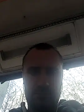 Snapshot of Govora chatting on 12/20/24, 12:27 Govora online show from 12/20/24, 12:27