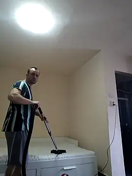 Snapshot of Govora chatting on 03/01/25, 10:02 Govora online show from 03/01/25, 10:02