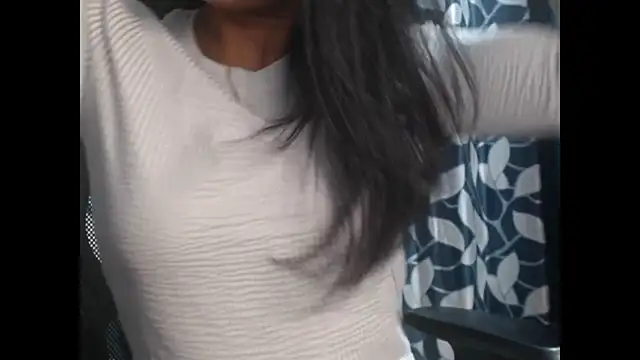 CuteRhea69 online show from 03/01/25, 12:01