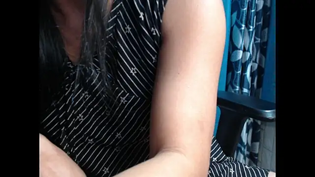 CuteRhea69 online show from 03/15/25, 04:54