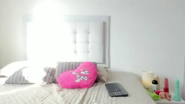 Sofia Blosom online show from 10/23/25, 09:13