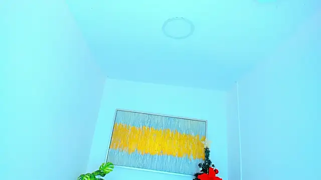 Snapshot of Carlota_peach chatting on 12/27/24, 07:24 Carlota peach online show from 12/27/24, 07:24