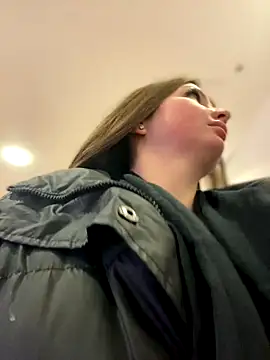 KrisMagnoly online show from 11/23/25, 05:24