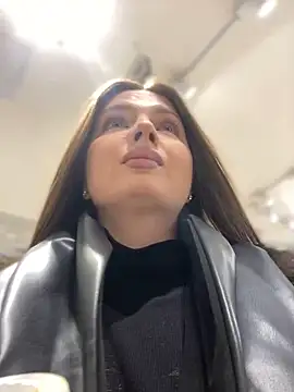 KrisMagnoly online show from 03/08/26, 04:11