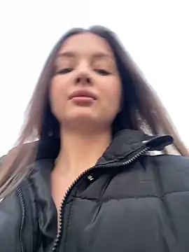 KrisMagnoly online show from 03/28/26, 04:06