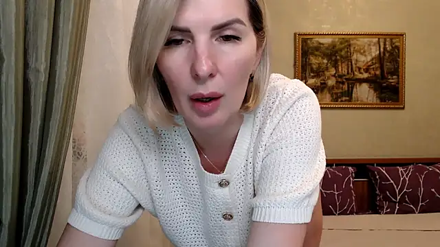 sensualEmilia online show from 03/24/26, 06:02