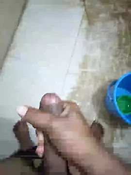 Snapshot of Roxy_Hard chatting on 12/04/24, 11:57 Roxy Hard online show from 12/04/24, 11:57