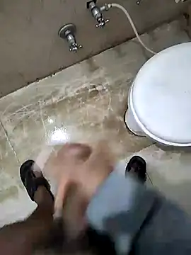 Snapshot of Roxy_Hard chatting on 12/14/24, 12:22 Roxy Hard online show from 12/14/24, 12:22