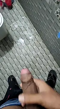 Snapshot of Roxy_Hard chatting on 01/15/25, 02:13 Roxy Hard online show from 01/15/25, 02:13