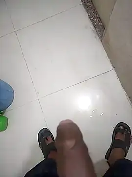 Snapshot of Roxy_Hard chatting on 03/04/25, 10:27 Roxy Hard online show from 03/04/25, 10:27