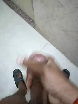 Snapshot of Roxy_Hard chatting on 03/11/25, 12:33 Roxy Hard online show from 03/11/25, 12:33