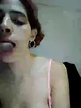 Snapshot of Kleopatracolo chatting on 01/02/25, 12:23 Kleopatracolo online show from 01/02/25, 12:23