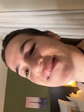 Snapshot of Antonellachic73 chatting on 02/16/25, 06:32 Antonellachic73 online show from 02/16/25, 06:32