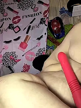 Snapshot of davisdesires@xh chatting on 02/19/25, 07:16 davisdesiresxh online show from 02/19/25, 07:16