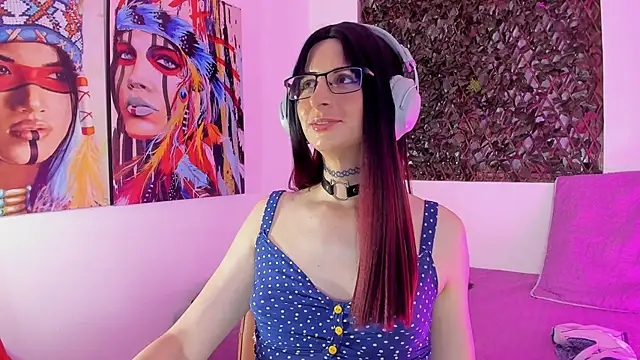 KimberlyJohnsoon online show from 02/19/25, 03:17